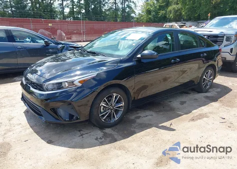 2024 Kia Forte Lxs z USA, uszkodzony, nr VIN 3KPF24ADXRE707432